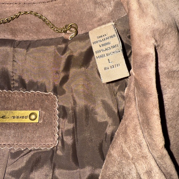 Women’s Brown Suede Leather Jacket - Picture 5 of 8